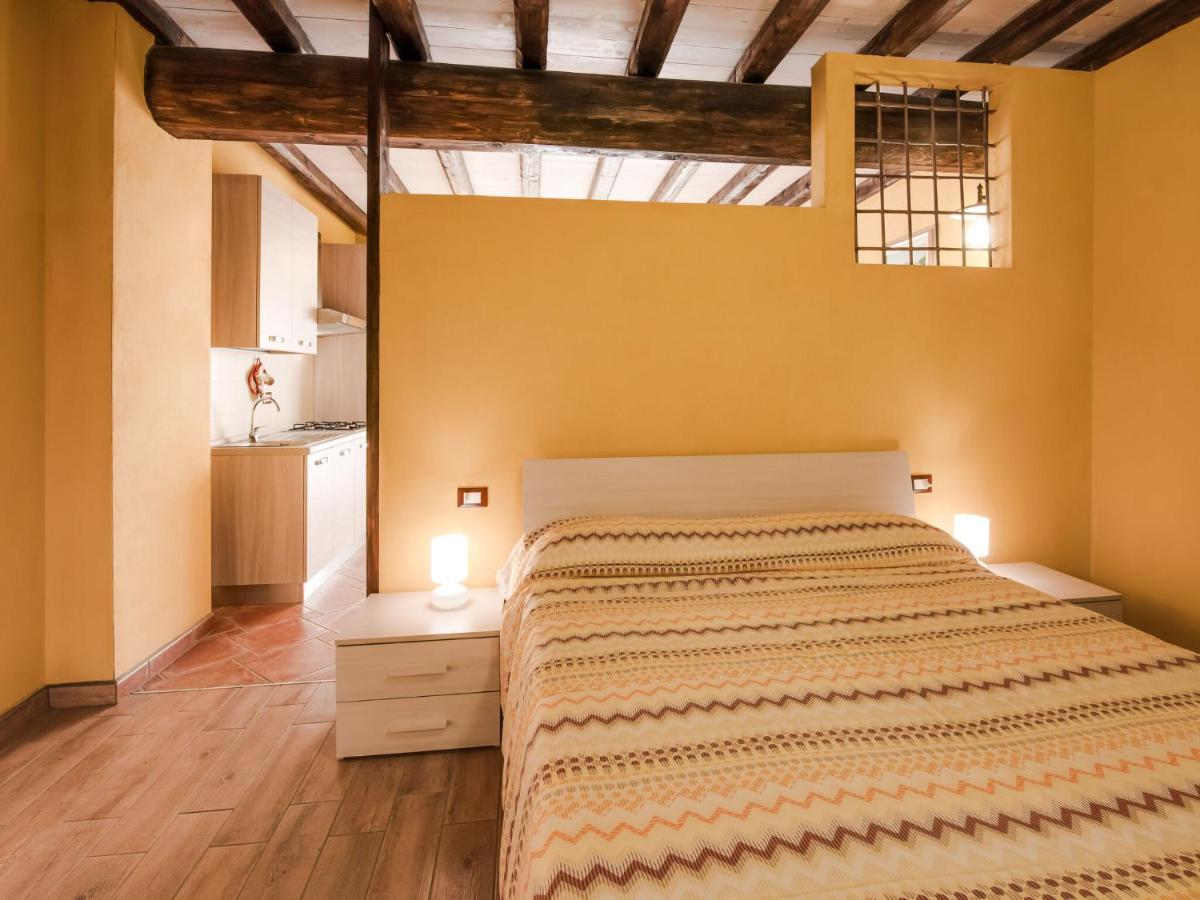 Cozy Chalet At Marone Lake Lombardy With Pool מראה חיצוני תמונה