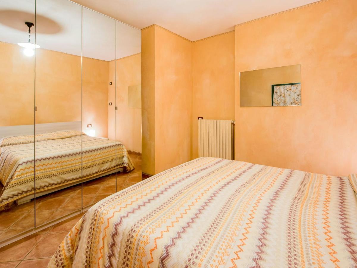 Cozy Chalet At Marone Lake Lombardy With Pool מראה חיצוני תמונה
