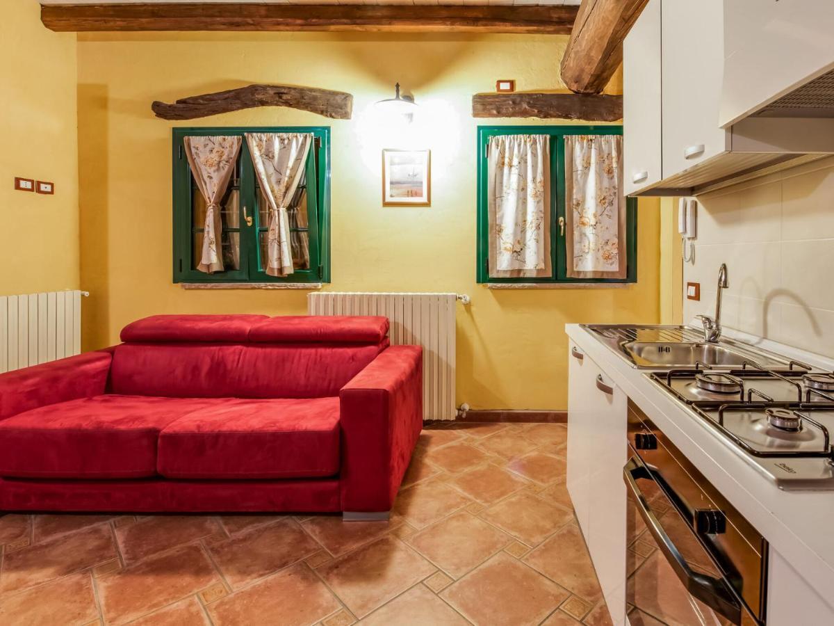 Cozy Chalet At Marone Lake Lombardy With Pool מראה חיצוני תמונה