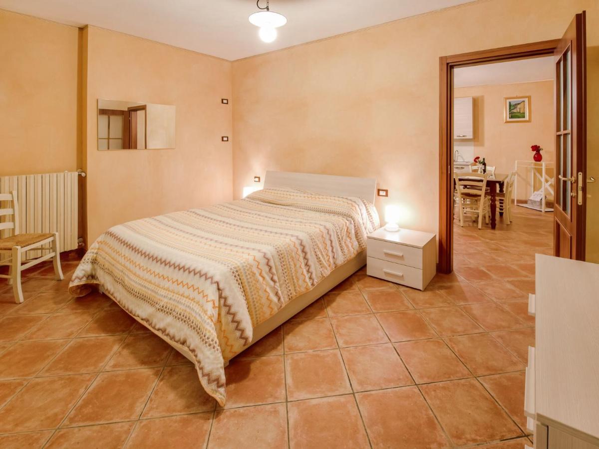 Cozy Chalet At Marone Lake Lombardy With Pool מראה חיצוני תמונה