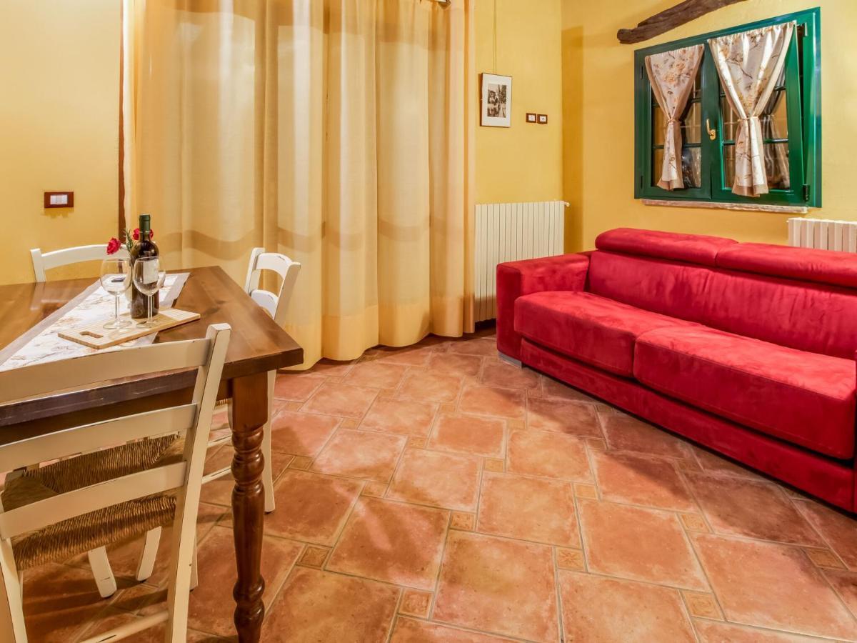Cozy Chalet At Marone Lake Lombardy With Pool מראה חיצוני תמונה